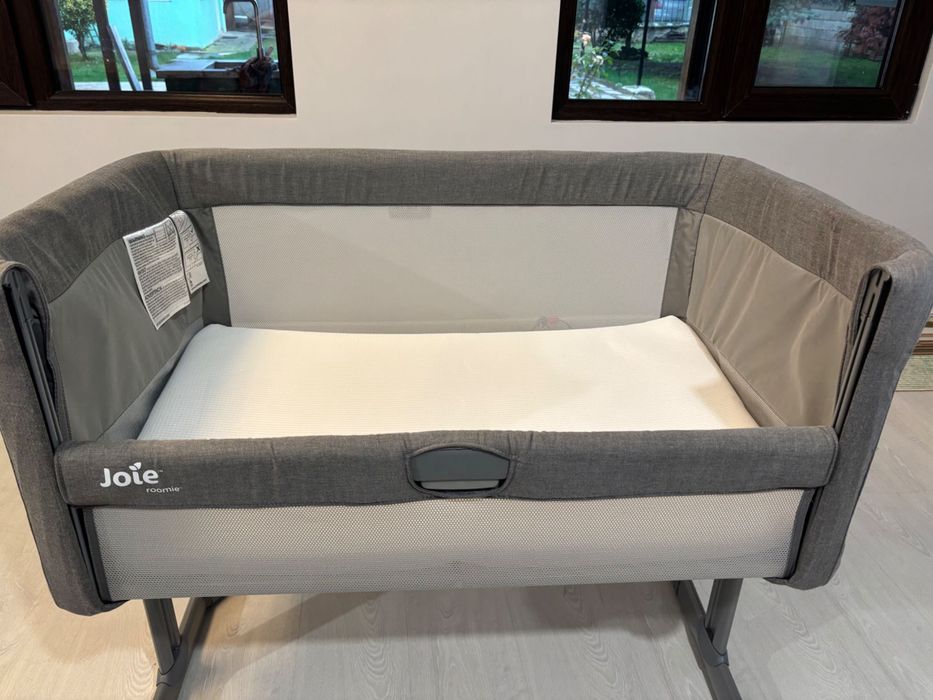 Кошара next to me