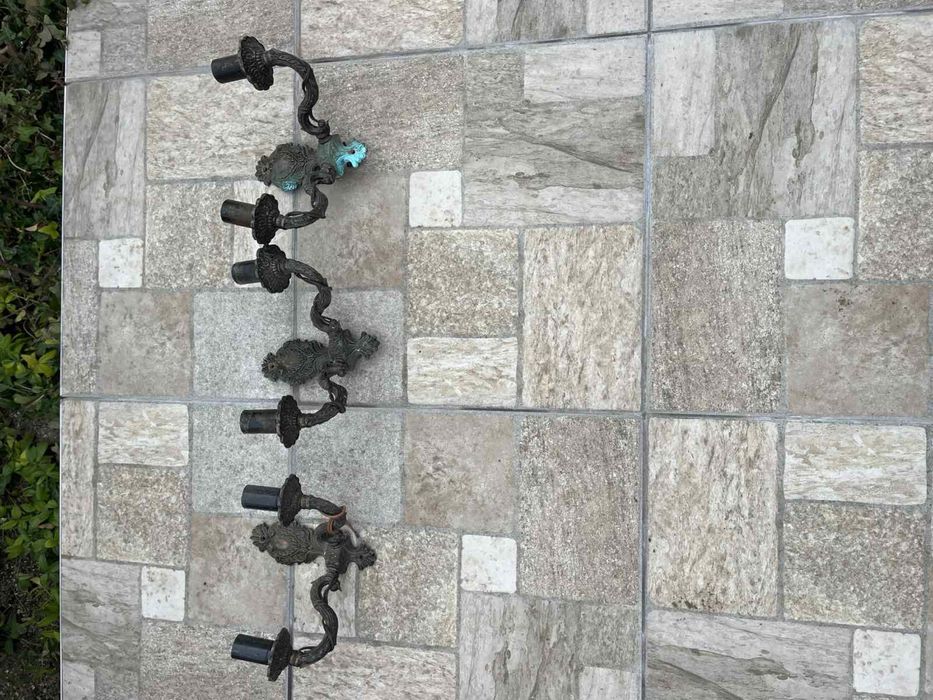 Стенни бронзови аплици и полилей