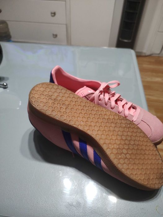 Нови кецове adidas gazelle, размер 42.5-43