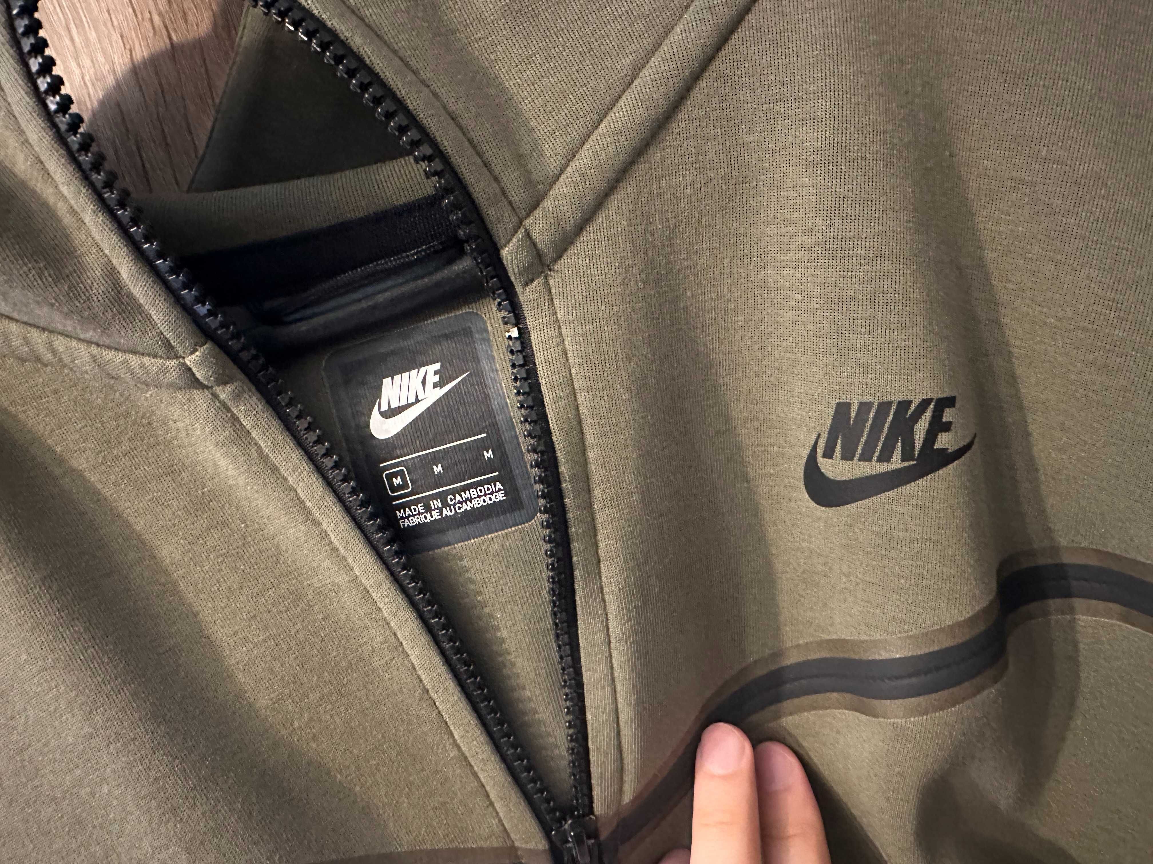 Nike Зелен суичър - Използван