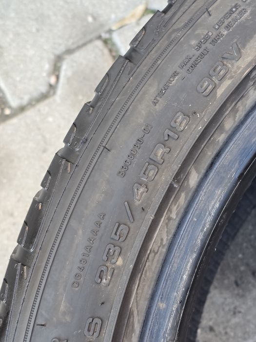 235 45 18 Goodyear