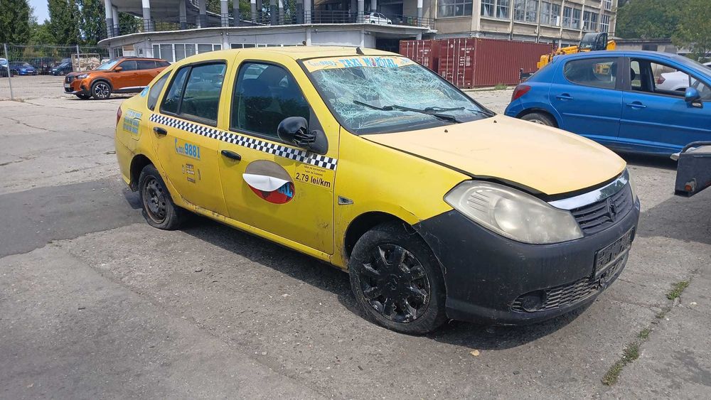 Dezmembrez Renault Thalia 1.2 Benzina Din 2012 - D4F-G7