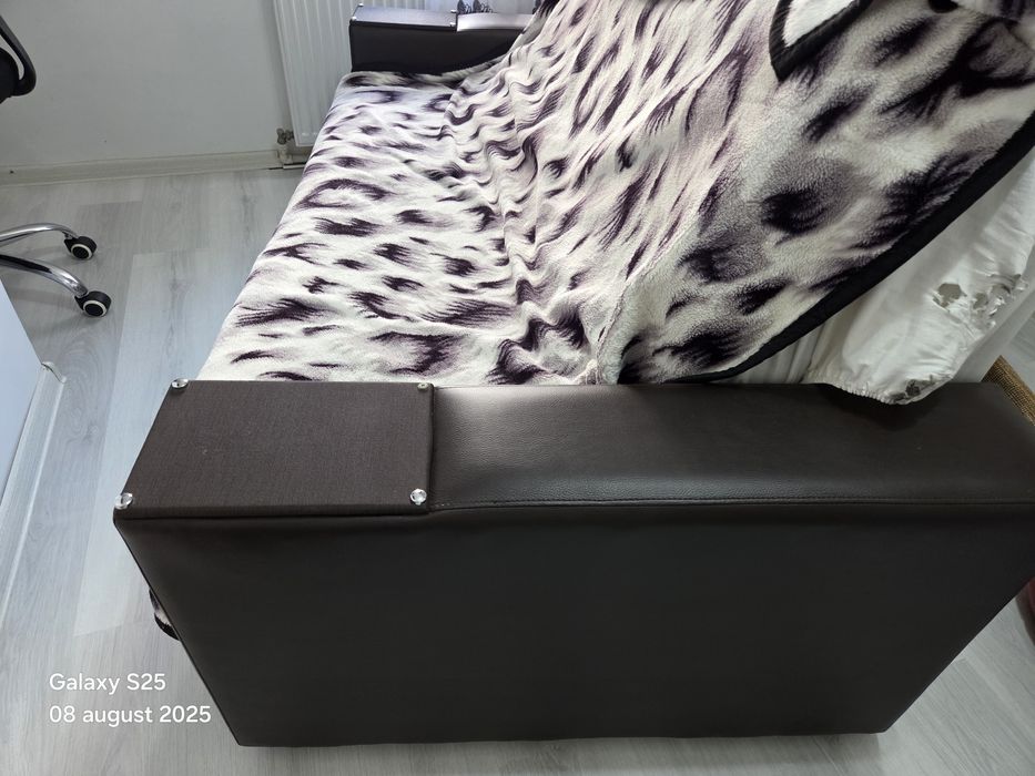 Vand canapea extensibila