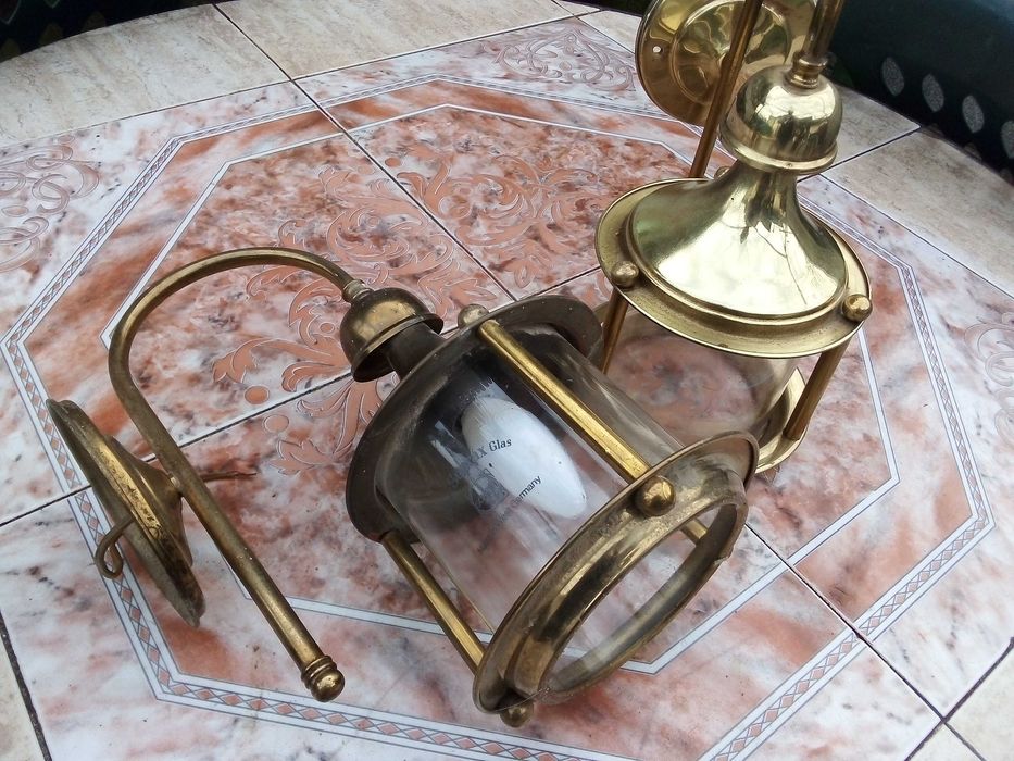 Стенни лампи / аплик