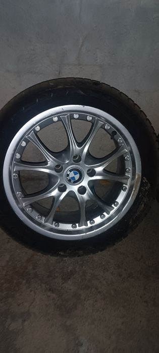 17на БМВ срочно зимня ризина