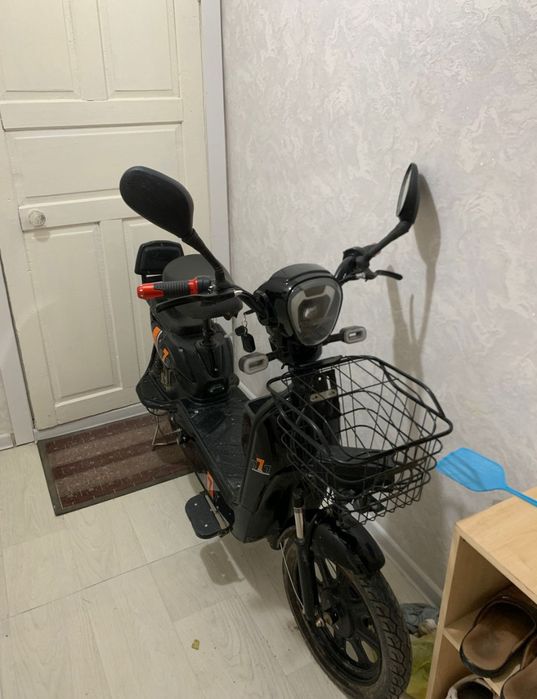 Продам электро велосипед ,скутер