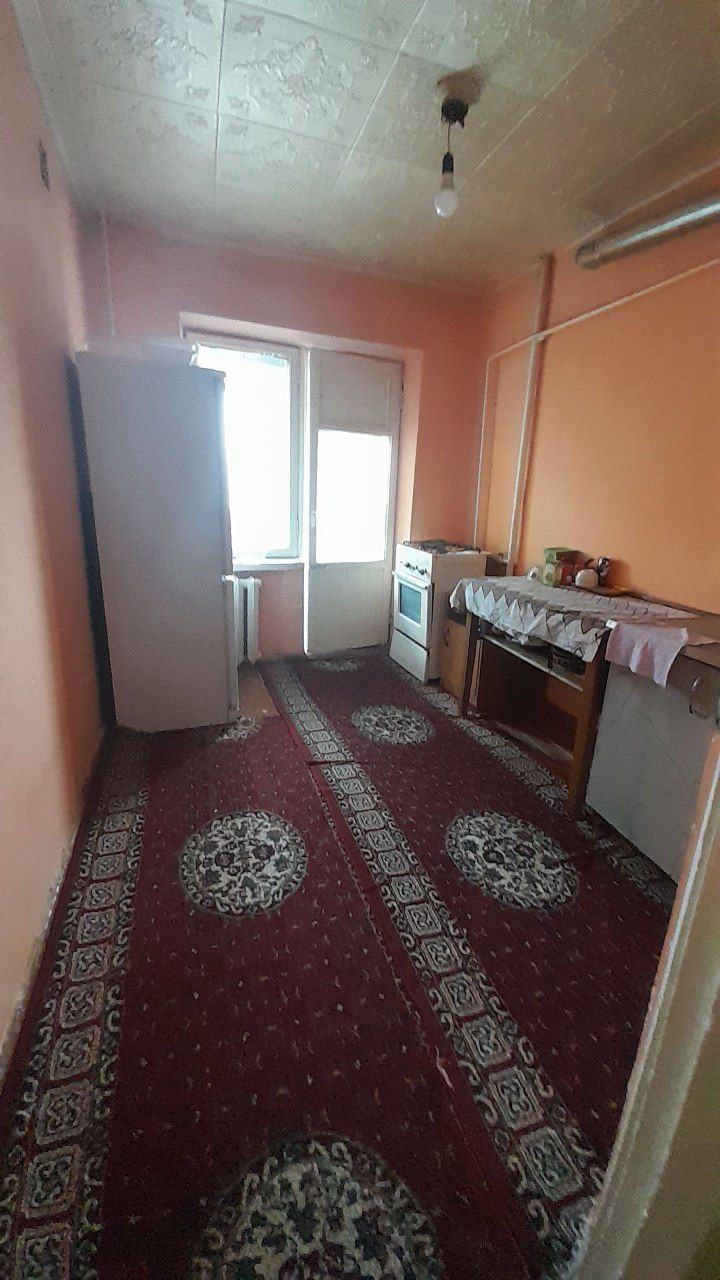 Продается квартира 1/4/5 Азербайджанский центр