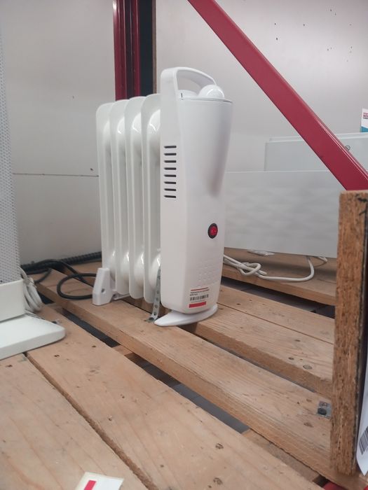 Vând radiatoare electrice cu ulei