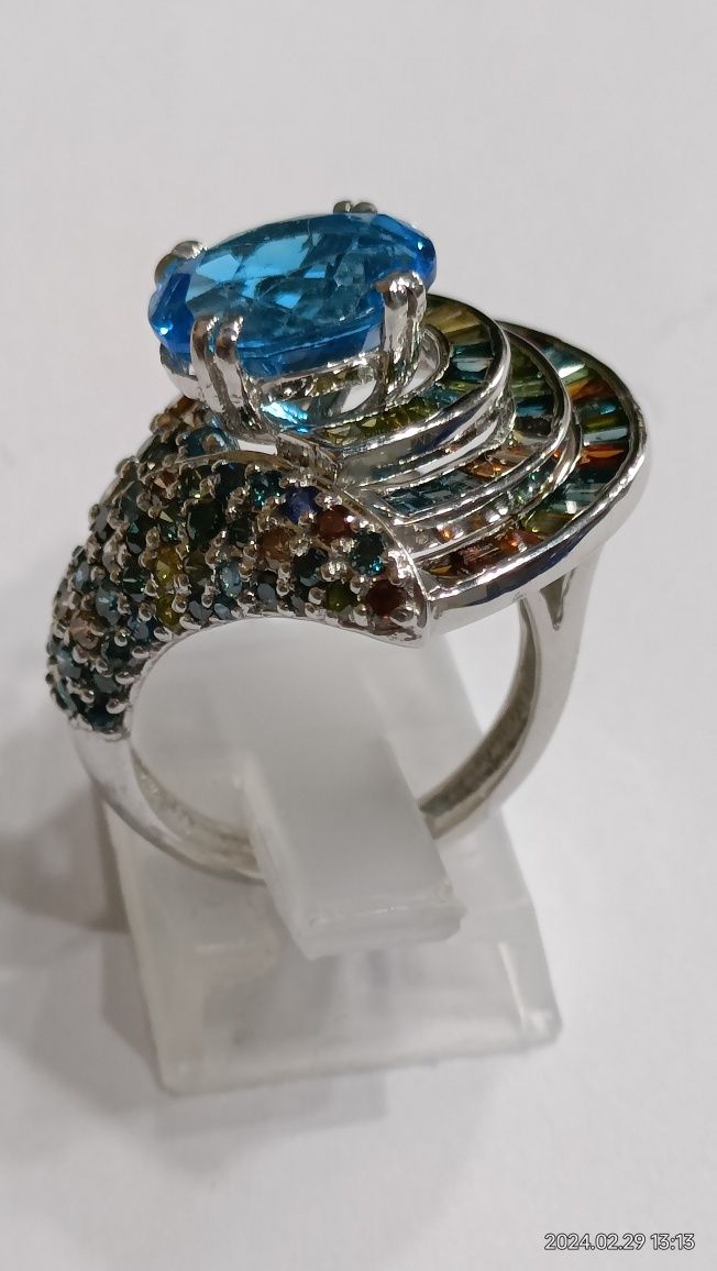 Vind inel din aur 18kt cu diamante multicolore naturale și topaz