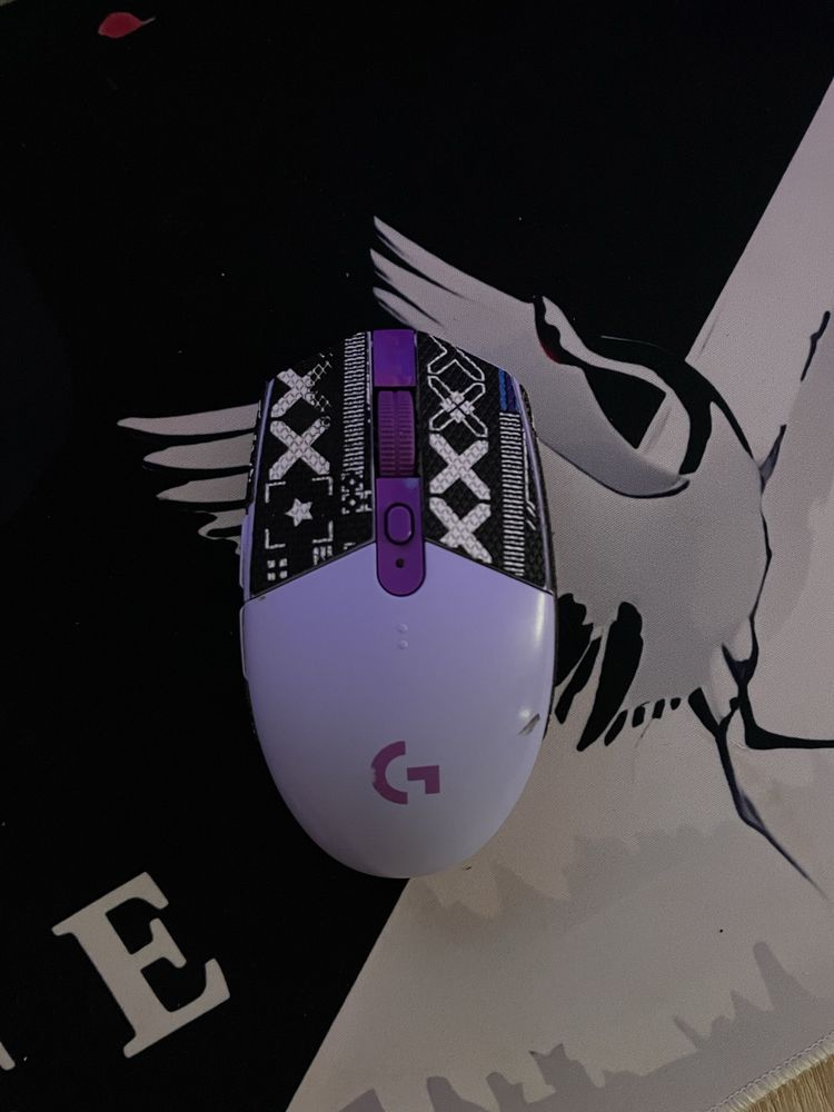 Мышка бу g305 все работает