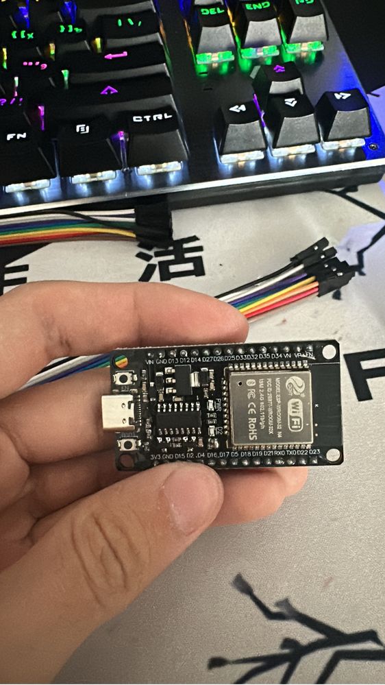 Продам с двумя проектами и с новыми наборами 2 Esp 32 wroom, Arduino U