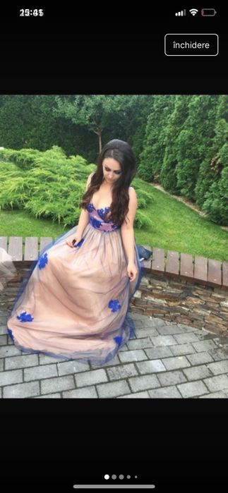 Rochie lungă elegantă de ocazie , o purtare