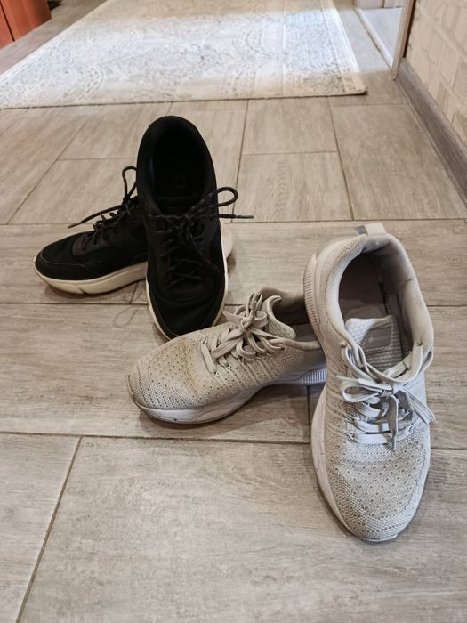 Продам мужские кроссовки