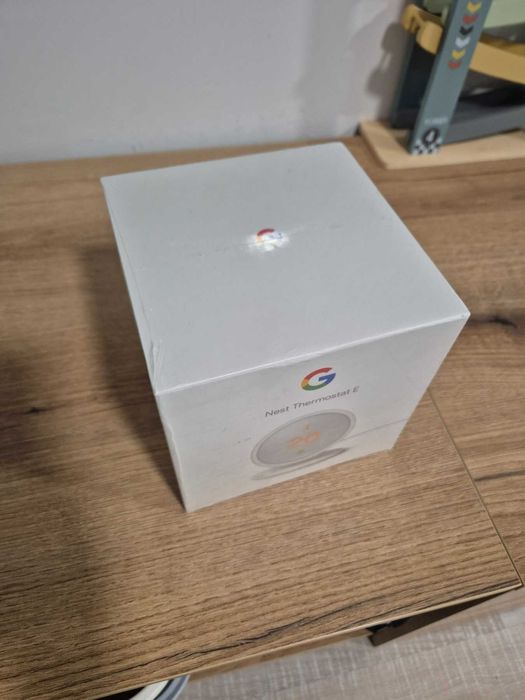 НЕОТВАРЯН Nest Thermostat E Google