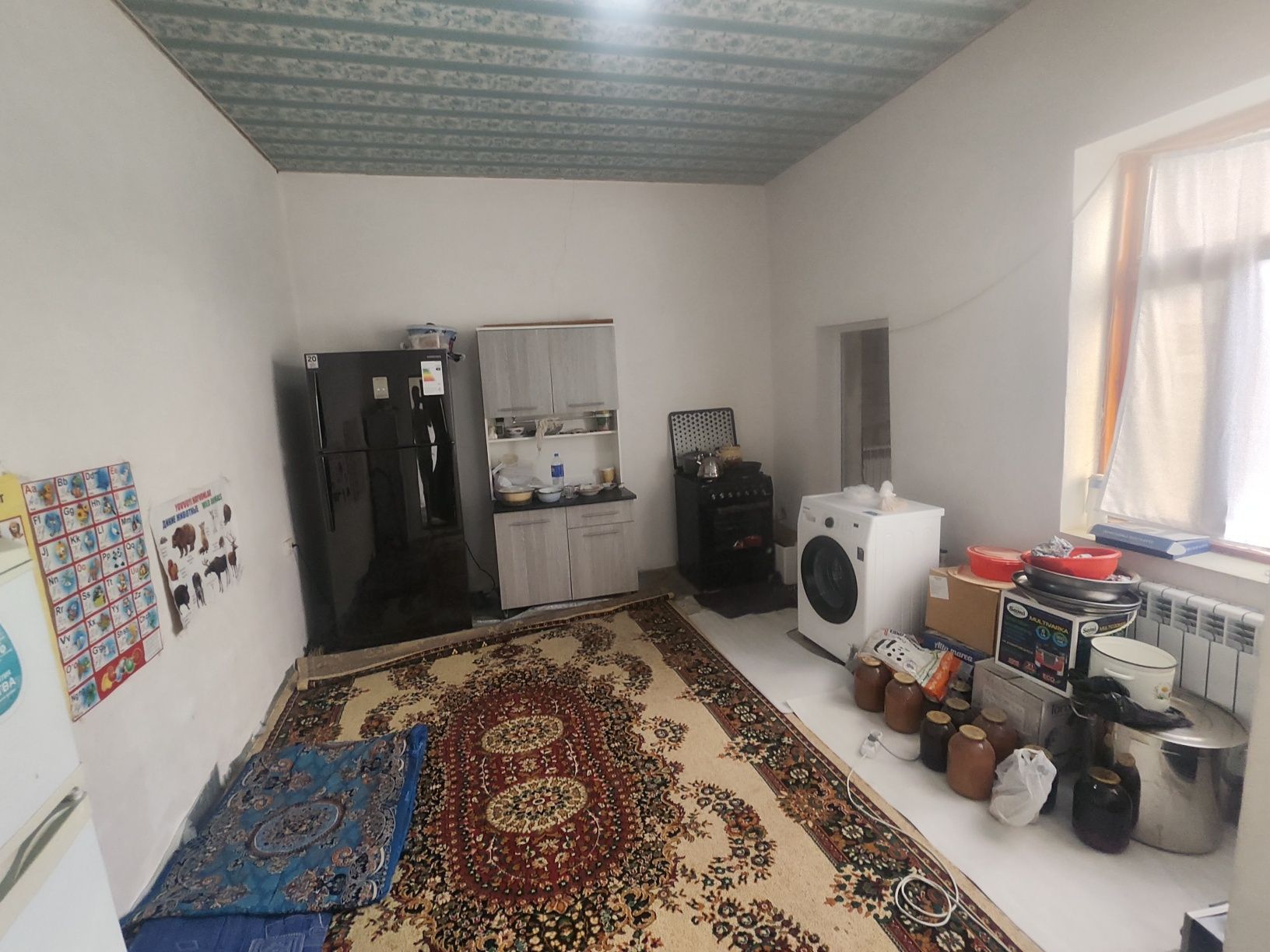8sotix hovli sotiladi shahardan 4km uzoqlida