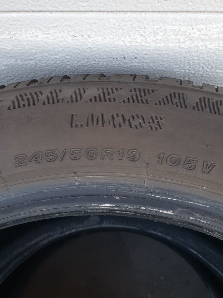 Зимни гуми 2 броя BRIDGESTONE Blizzak LM005 245 50 R19 дот 1823