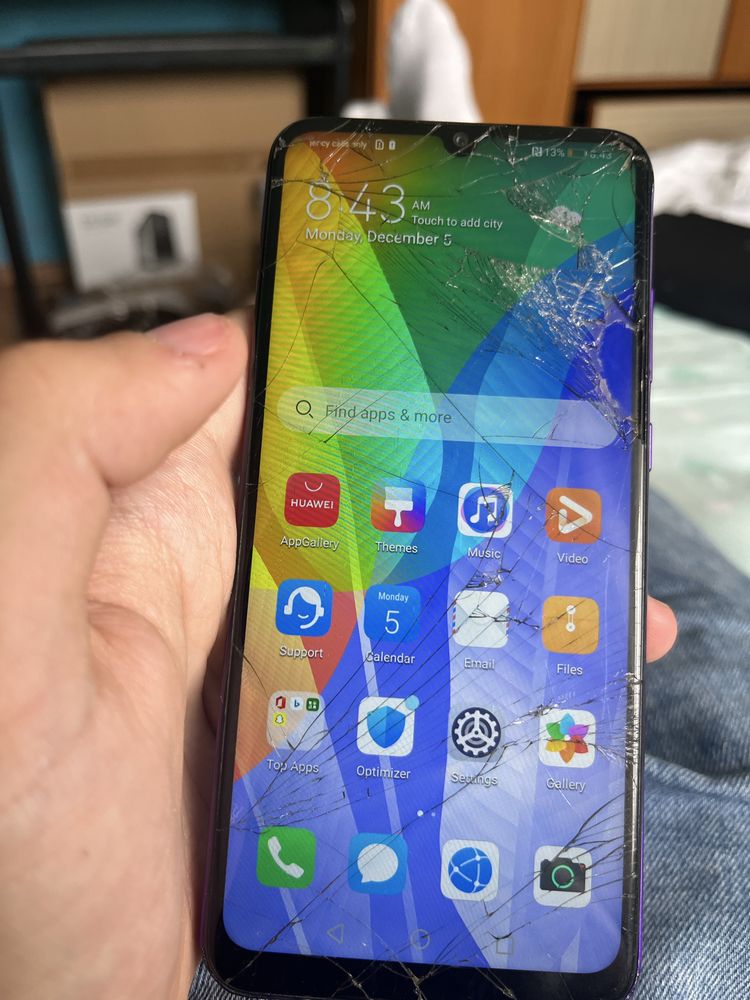 Huawei Y6p DualSim 64gb 3gb ram cu sticla crapata dar functional
