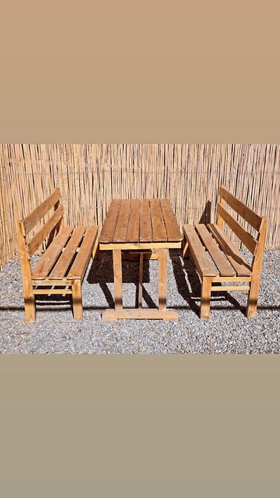 Столы со скомейками