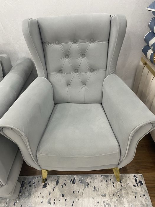 Продам диван с креслом