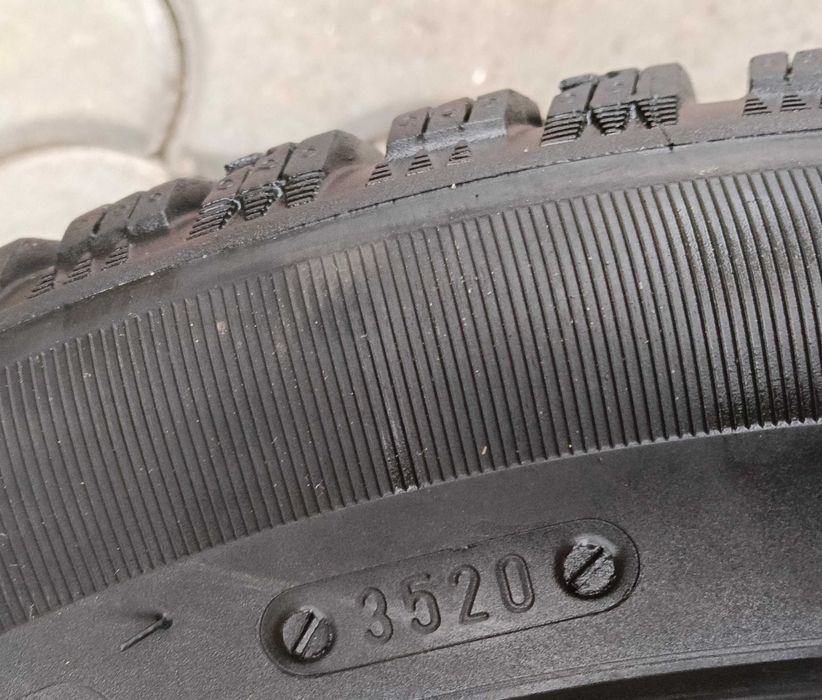 Две Зимни Гуми 205/55/16 - 7 мм грайфер - Kormoran  - 91 H - ДОТ 20 г