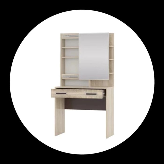 Продам туалетный столик