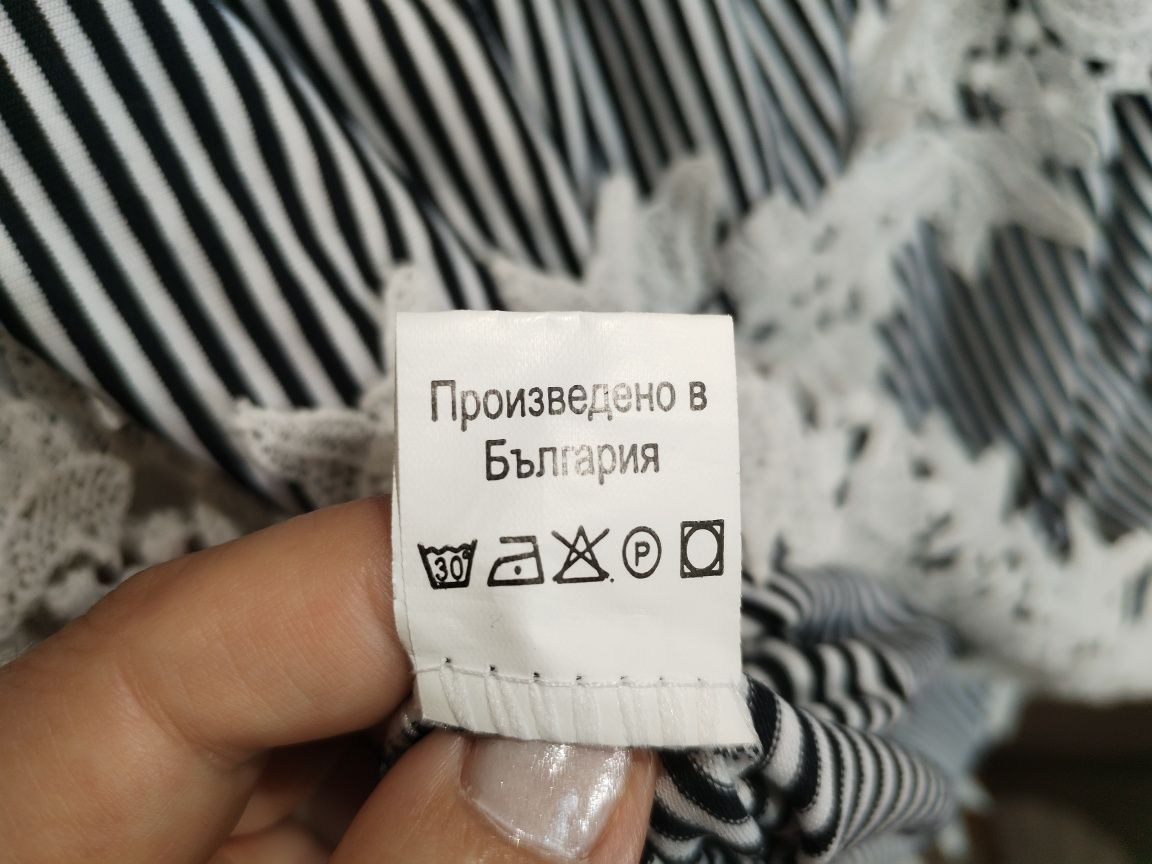 Красива блуза с дантела