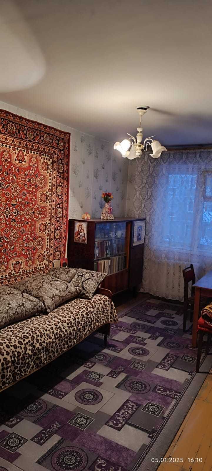 Продам 2к кв на 3 этаже в район Дом Быта Северный!!!
