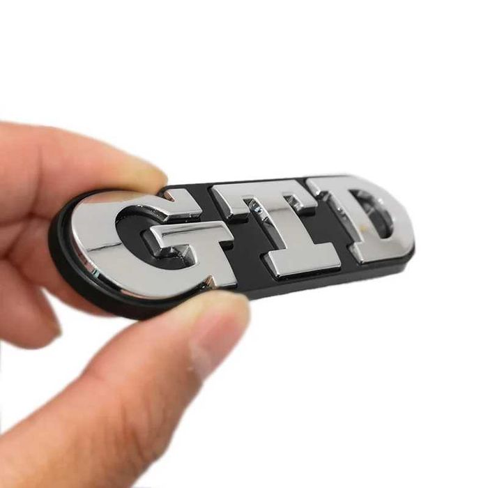 Надпис/Емблема GTD три цвята предна решетка