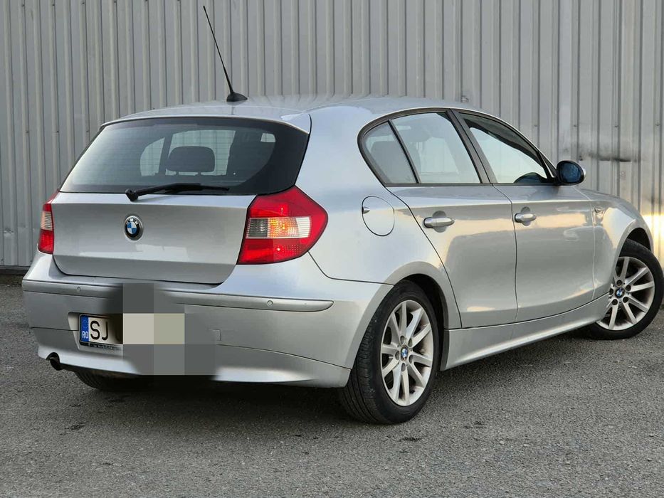 Vând mașina personală