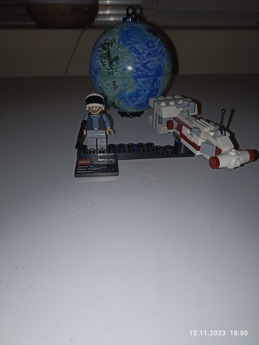 Lego 75011 Tantive IV & Planet Alderaan