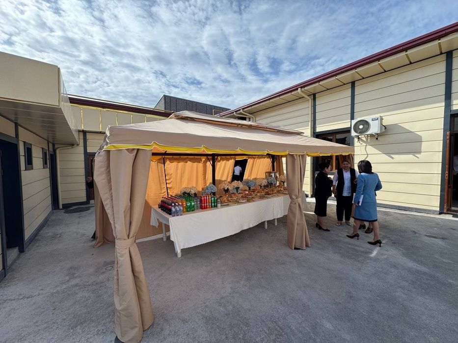 Аренда шатров зонтик