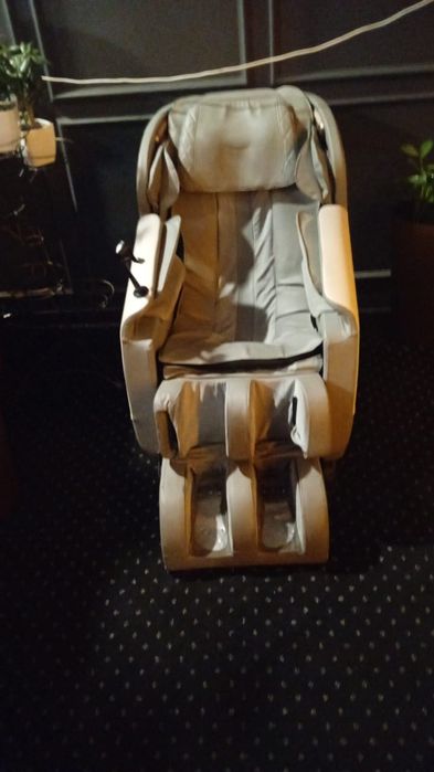 Массажный кресло