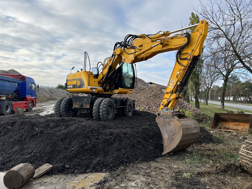 Demolari clădiri industriale terasamente săpături mecanizate