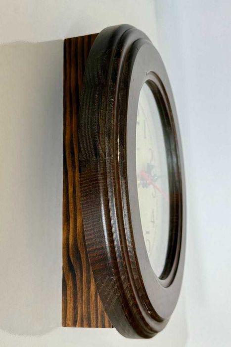 Винтидж дървен часовник с кварцов механизъм