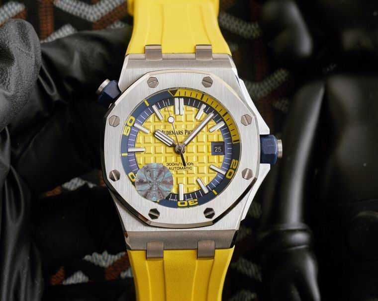 Audemars Piguet Royal Oak Offshore Diver с автоматичен механизъм