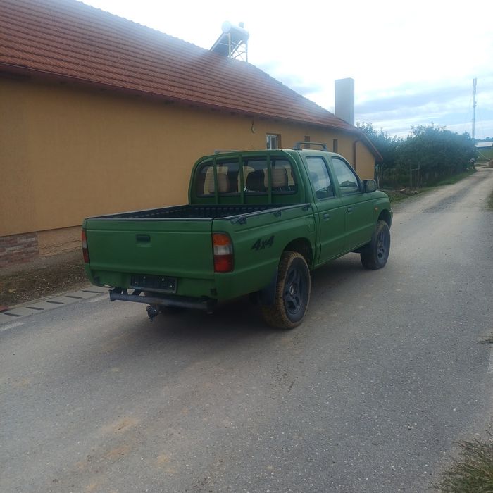 Mazda b2500 2.5 TDI