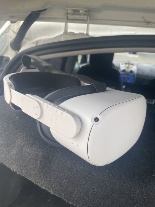 VR очки Meta Qwest 2