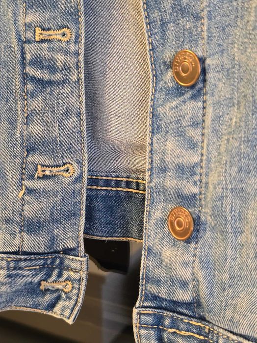 jachetă scurtă din denim, model cropped H&M