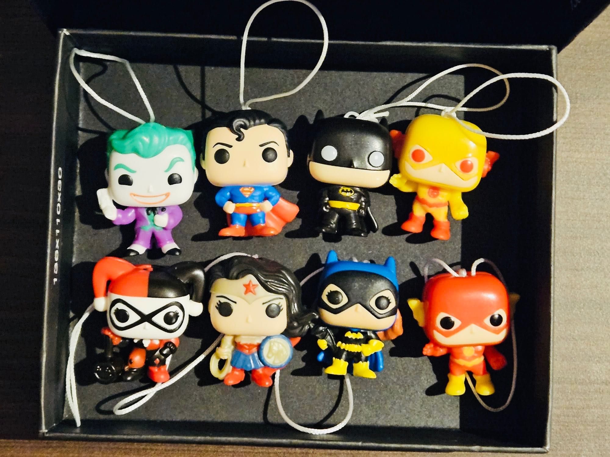 Colecție funko pop superheroes DC - Kinder joy