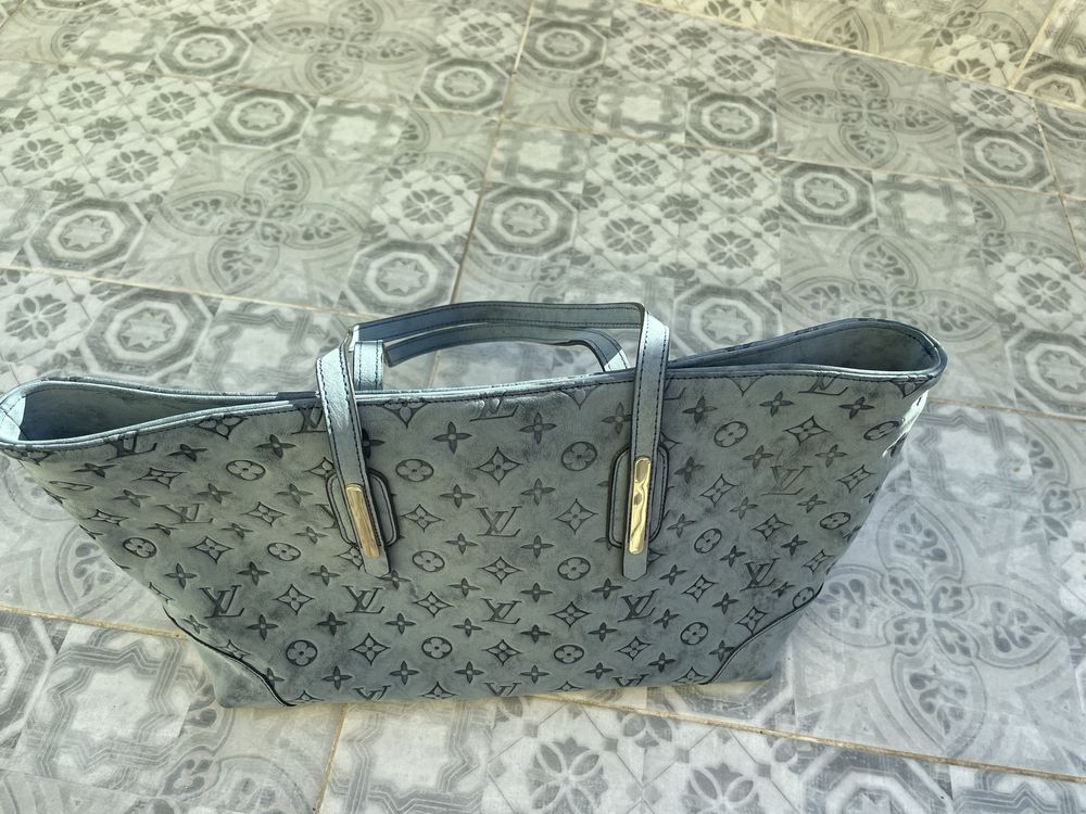 Дамска чанта  Karl Lagerfeld и LV