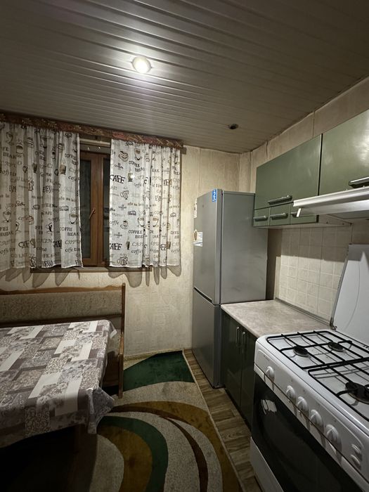 Продаётся 2/4/4 квартира 2-в-3 комнатная Чиланзар -5 квартал