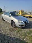 Dezmembrez vand piese pt vw jetta benzina tsi