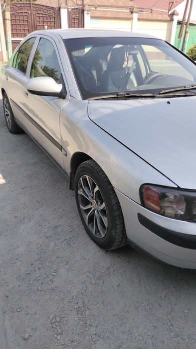 Вольво s60  в хорошем Сост вложение ПО мелочи