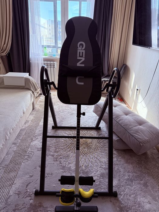 Инверсионный стол Genau Ea-350 черный