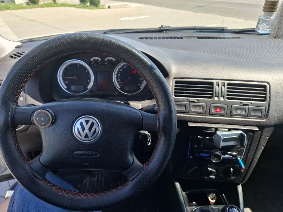 Vând Volkswagen golf 4 1.9 2006