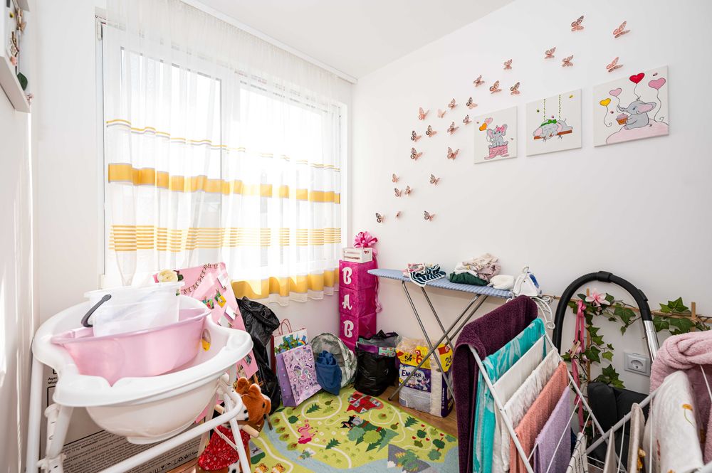 Продава се Тристаен апартамент в Пловдив, Въстанически - 83 кв.м за 1858 €/кв.м - Снимка #2