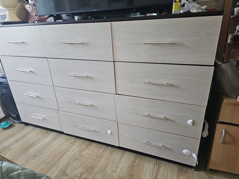 Продам комод,большой