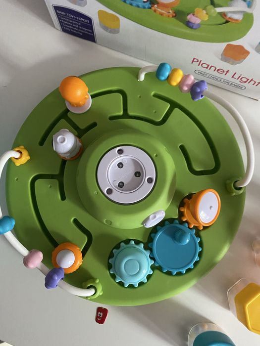 Бебешка играчка сфера Космос - сортер, формички, лабиринт, музика,