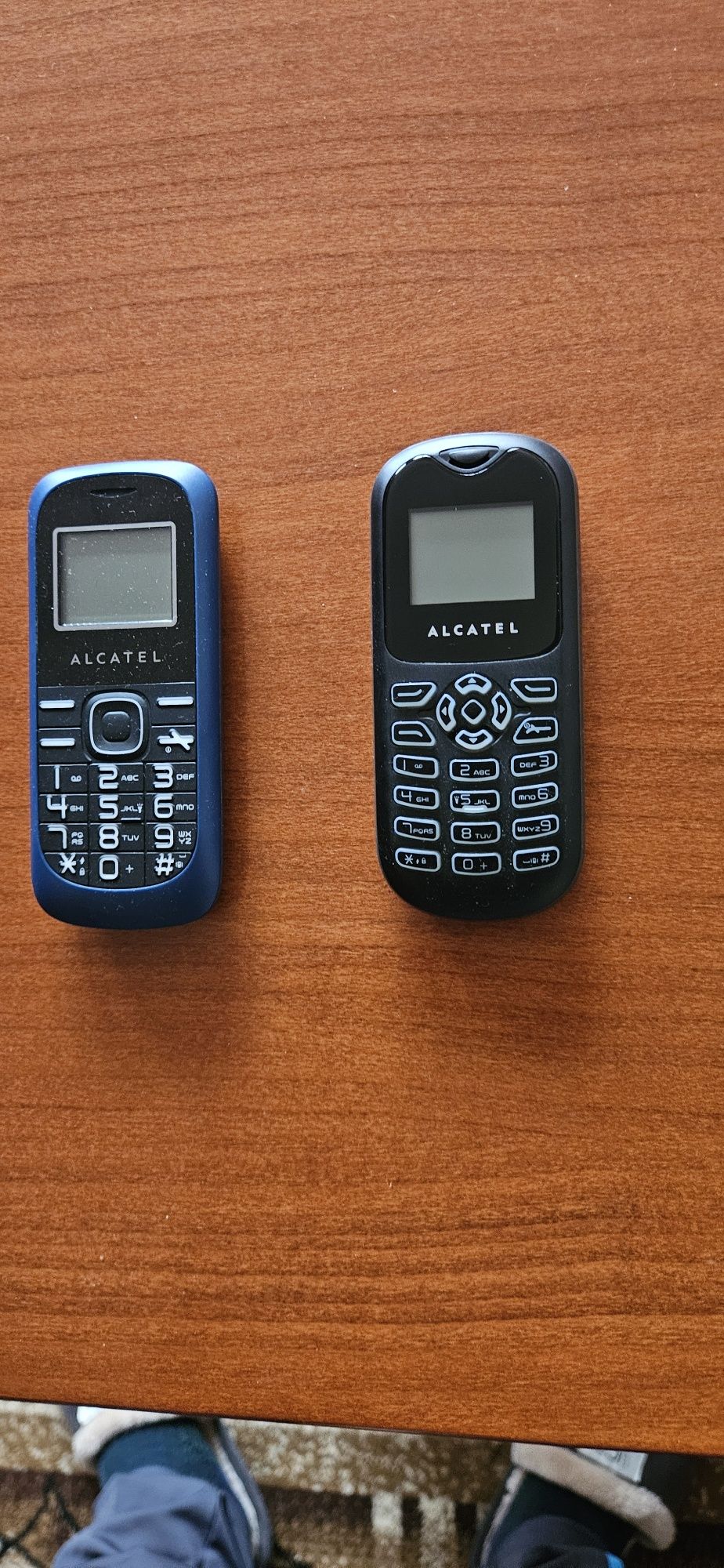 Телефон GSM Alcatel Алкател