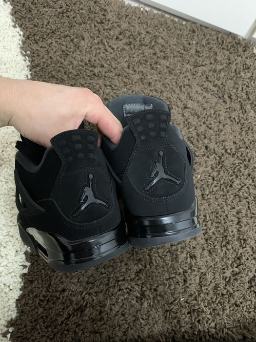 Air Jordan 4 Black Cat